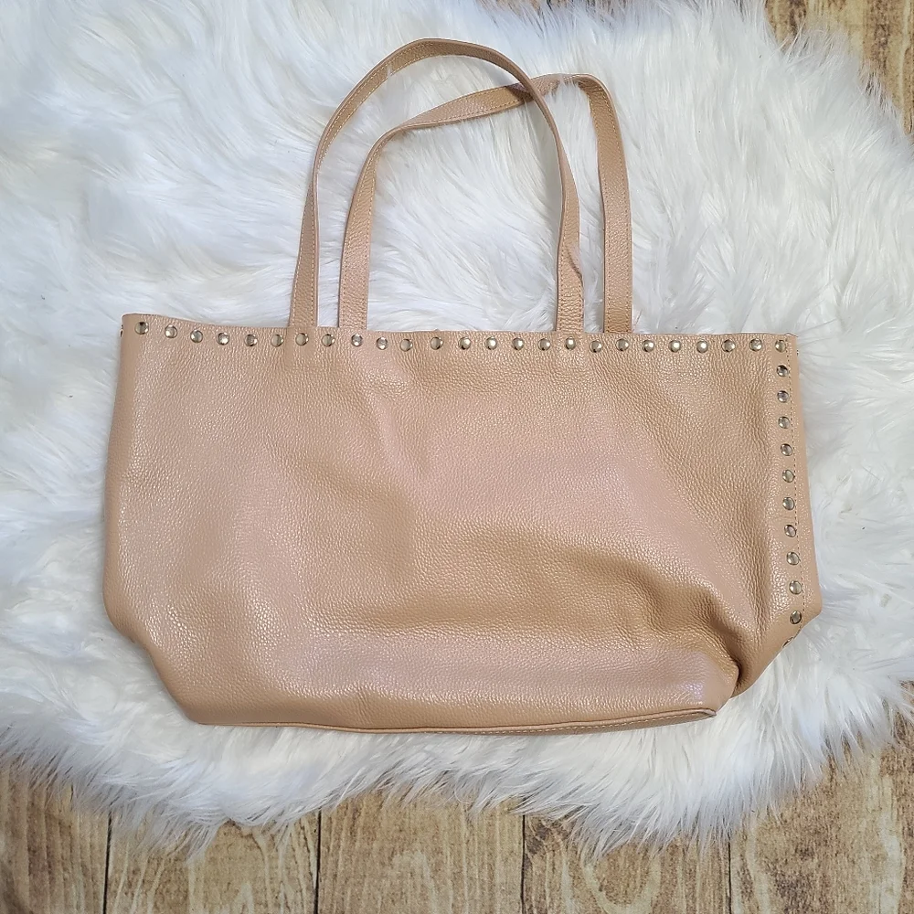 Laggo remy tote handbag